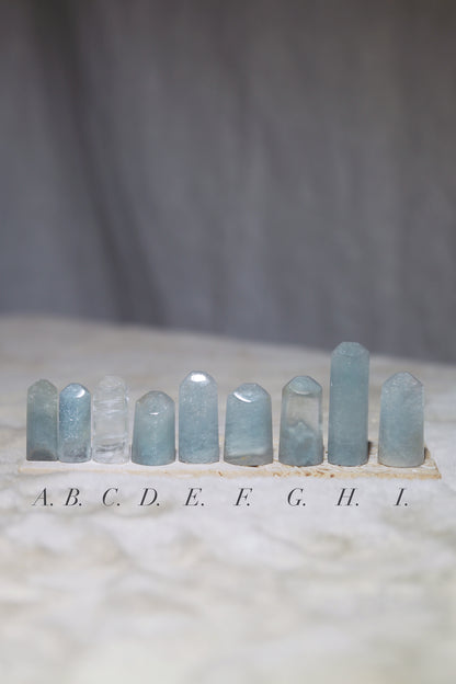 Blue Rutile Quartz Blue Amphibole Rabbit Hair Quartz Rolled Tower