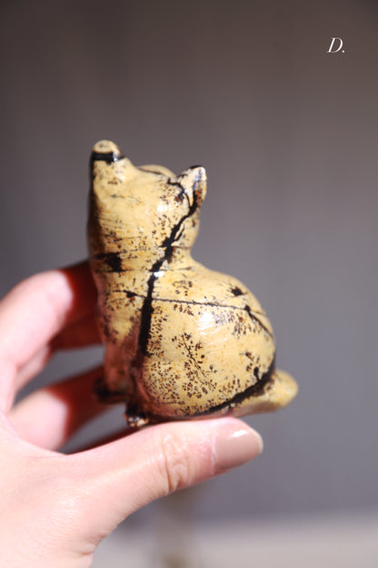 Dendritic Picture Stone Carved Cat