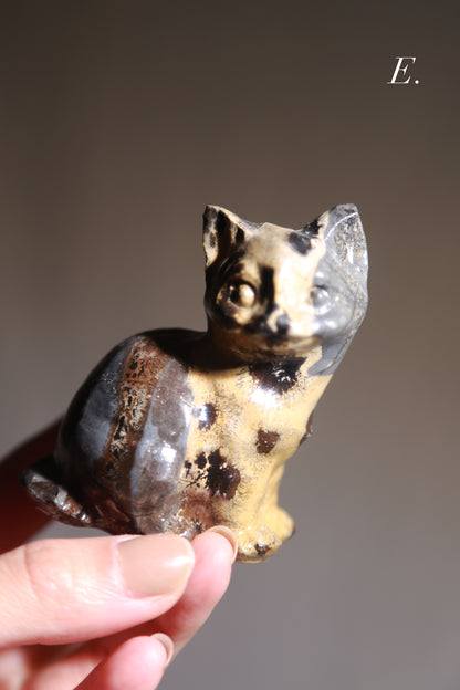 Dendritic Picture Stone Carved Cat