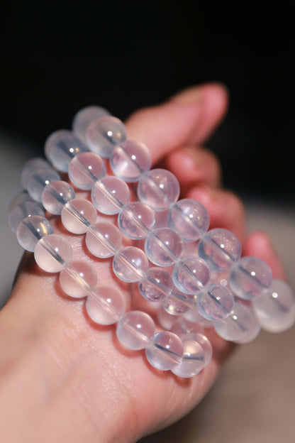 Shooting Star Blue Flash Girasol Quartz Bead Bracelet