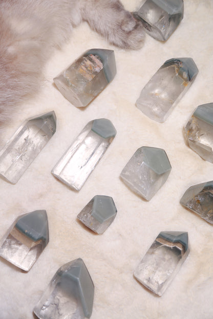 Green Lithium Quartz Tower