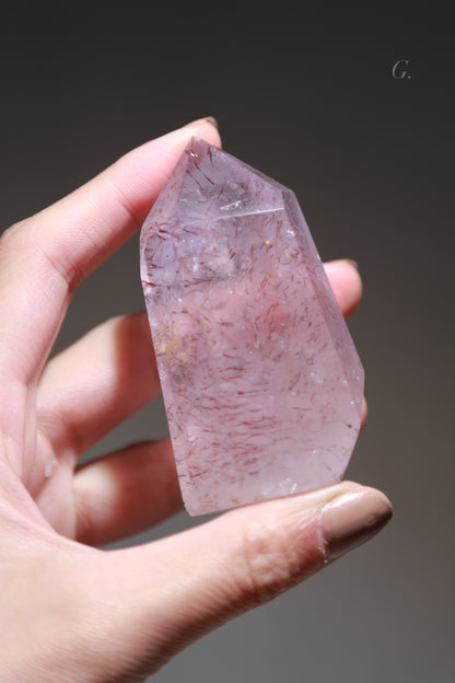 Lepidocrocite in Quartz / Amethsyt Freeform