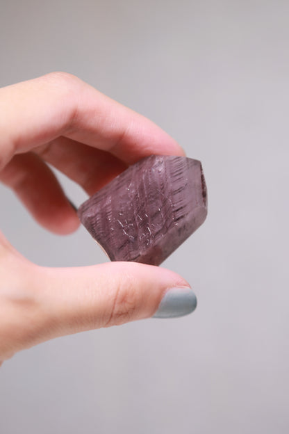 Weavy phantom Mauve Pink Lithium Quartz Tower