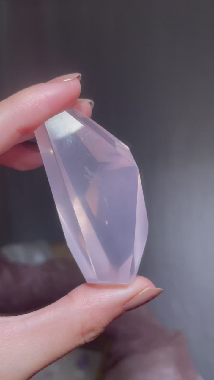 mozambique_gem_rose_quartz_freeform_F
