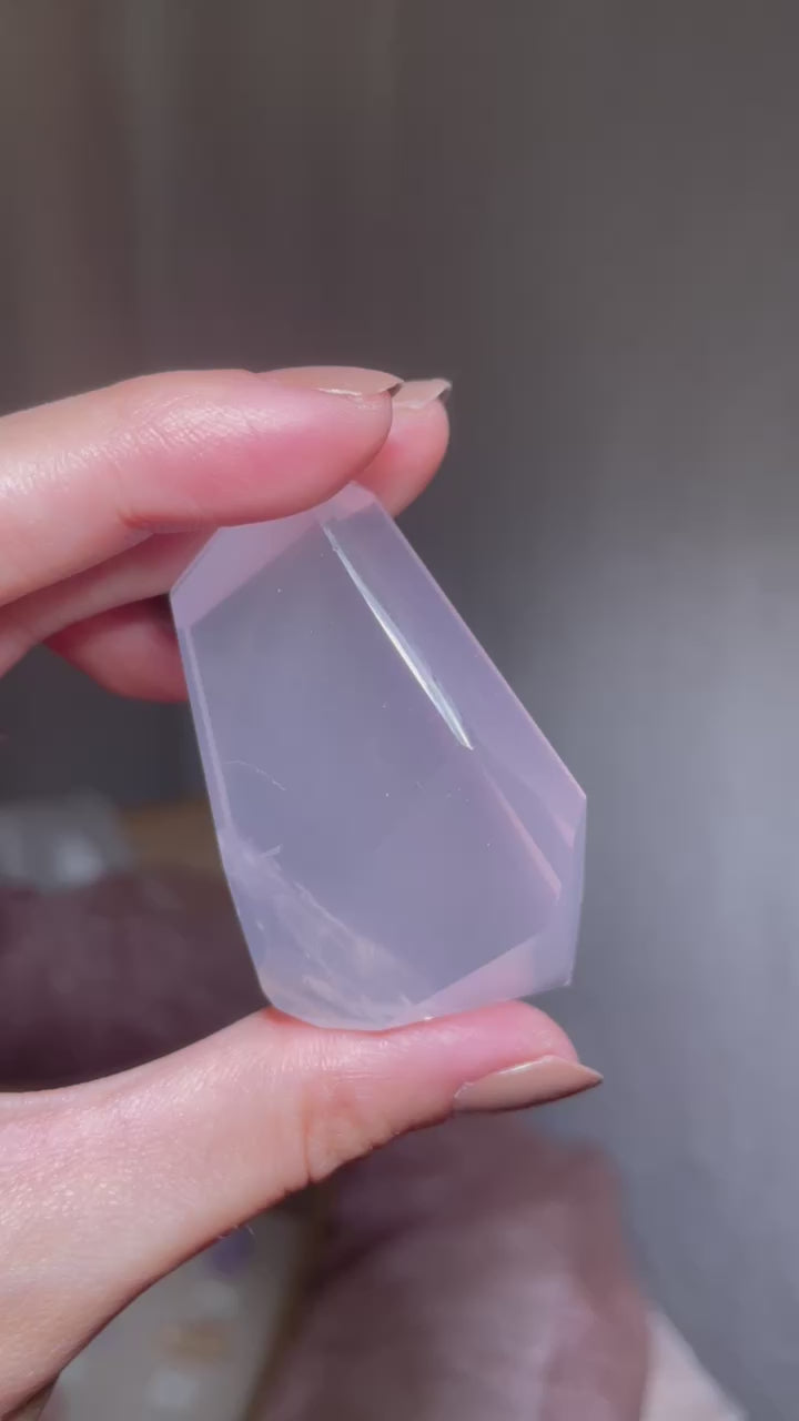 mozambique_gem_rose_quartz_freeform_I