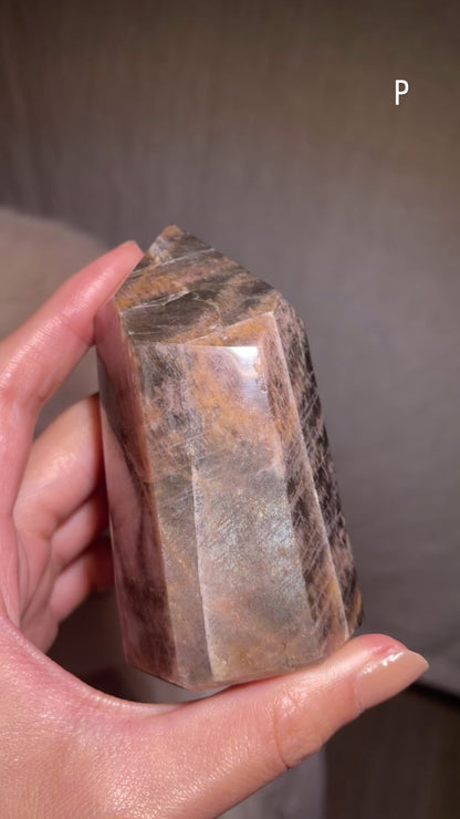 Golden Sheen Black Moonstone Tower